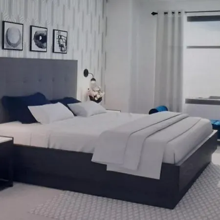 Luxury In A Quiet Area - Linden شقة *